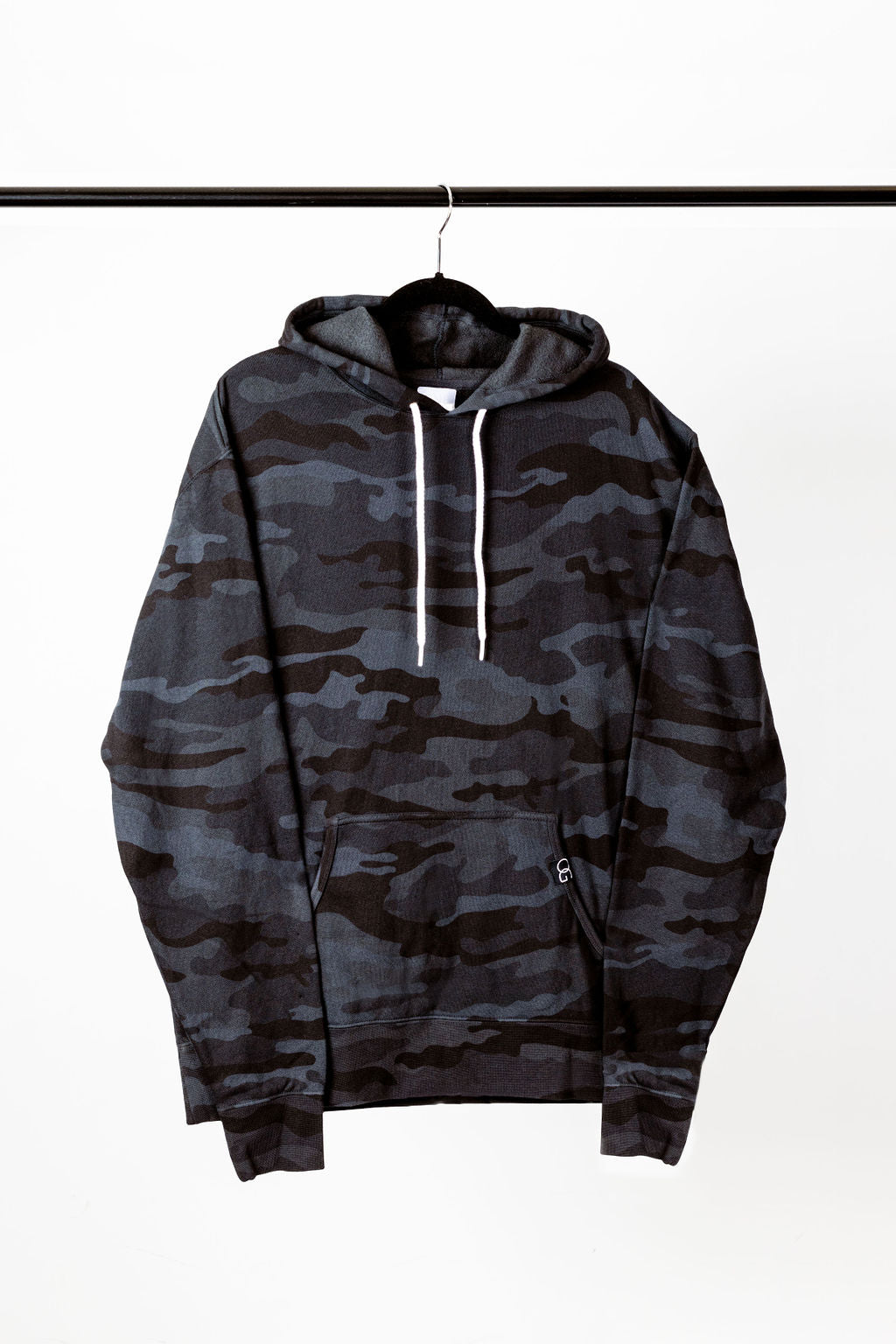 Independent black camo discount hoodie